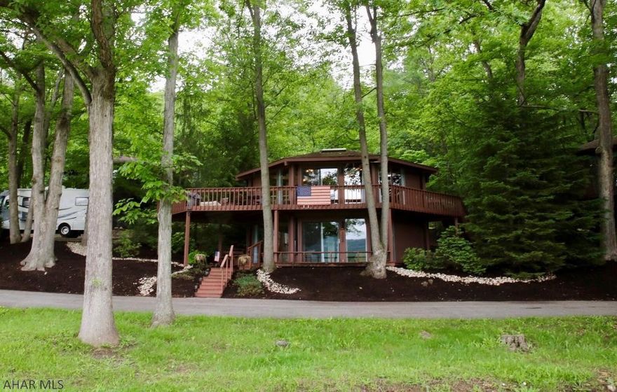 Wake up to a front seat view of the Omni Resort golf course and beautiful mountains. Enjoy coffee on the deck. Completely redone inside with so many updates. Huge heated garage in rear. 2-3 bedrooms with 2 baths. Must take a look to appreciate. Central air, appliances included. Close to Historic Downtown Bedford. Surrounded by walking trails and many other amenities.