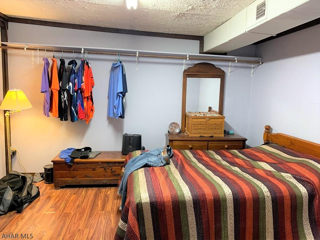 Unknown - Commercial Sale