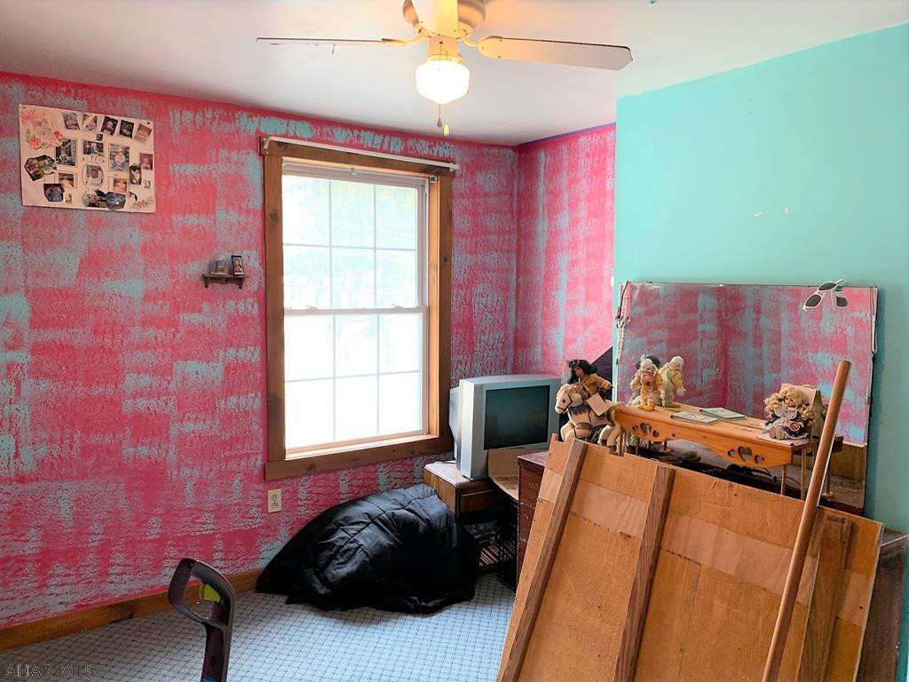 Unknown - Commercial Sale