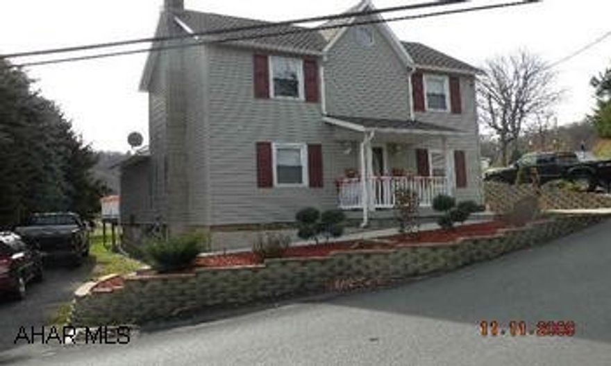 Beautifully remodeled 2 story, 3BR, 1 3/4 bath, LR w/ fireplace, DR, Oak kitchen w/ lots of cabinets & stainless steel appliances. Roof, furnace & siding 5 years old.