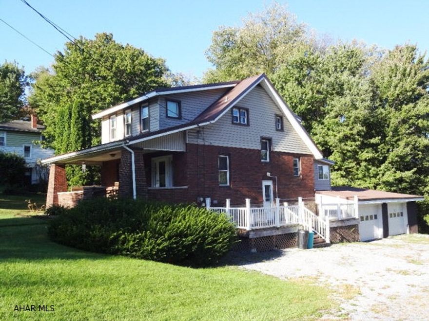 Beautiful stately brick home. Spacious living room w/ gas fireplace, dining room, kitchen. 3 spacious bedrooms all have great natural lighting. Oversized garage on a huge .68 lot.