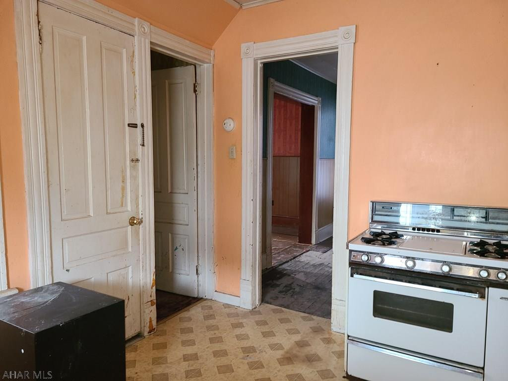 Unknown - Residential