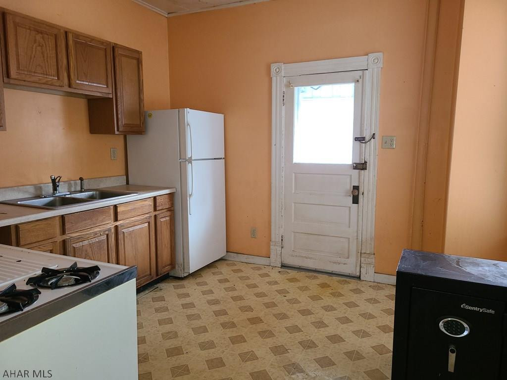 Unknown - Residential