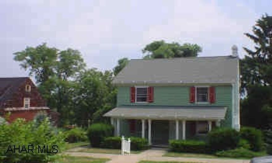 Impressive 2 story with large lot on quiet street. 3 bedrooms, 1.5 baths, 2 dens, many extras. House was frozen, but repaired.