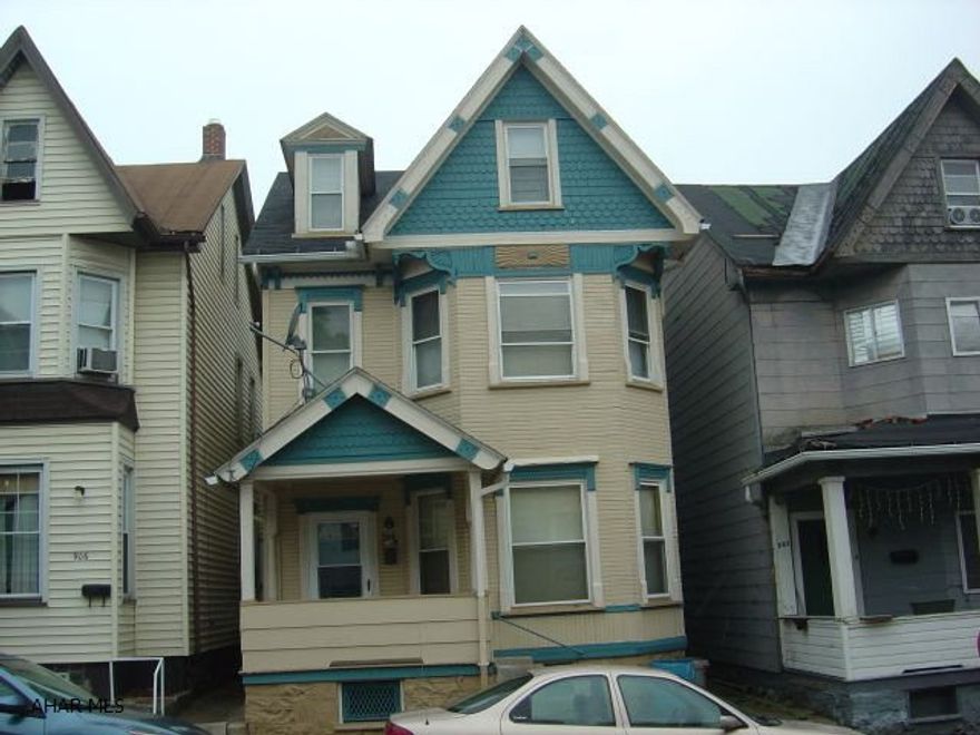 Great Investment Property .Duplex with separate electric.