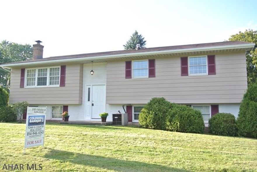 Freshly updated Bi-level home in Puzzletown.  New paint, new countertops, new carpet, new flooring, new lighting, and many more updates.   It also has a semi-private rear yard, screened rear porch, and a large shed.   This home offers you move in ready condition with lots of new features in a great neighborhood.  Don't wait!!!