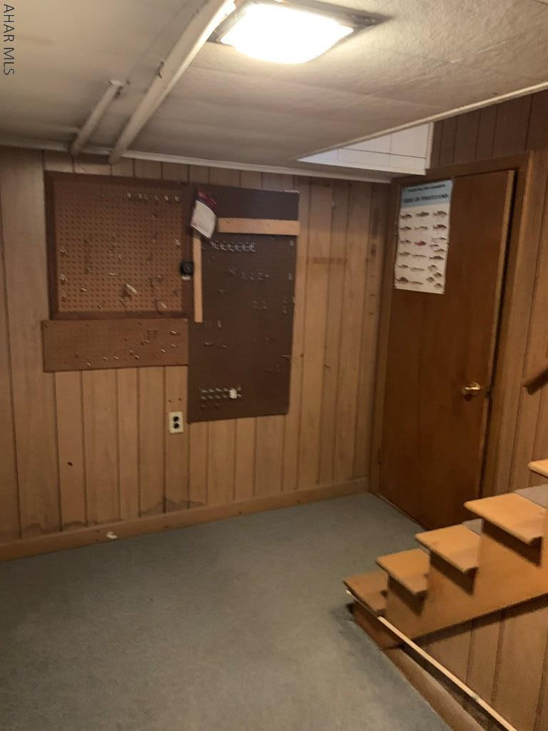 Unknown - Residential Lease