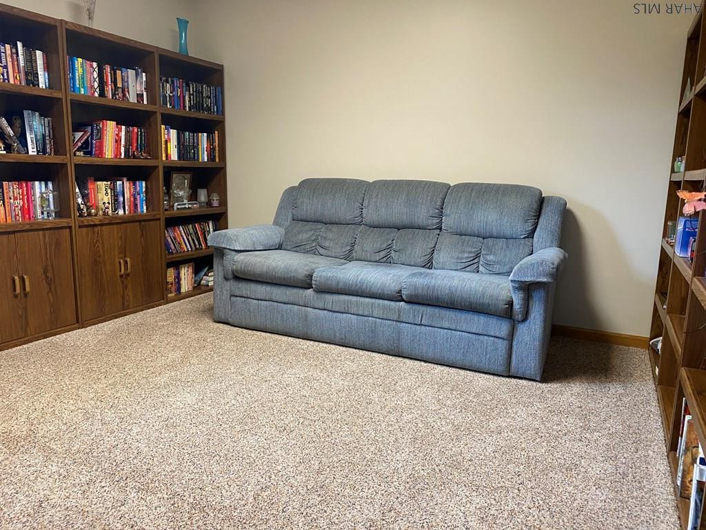 Lakewood Manor - Residential