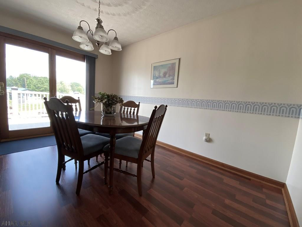 Lakewood Manor - Residential