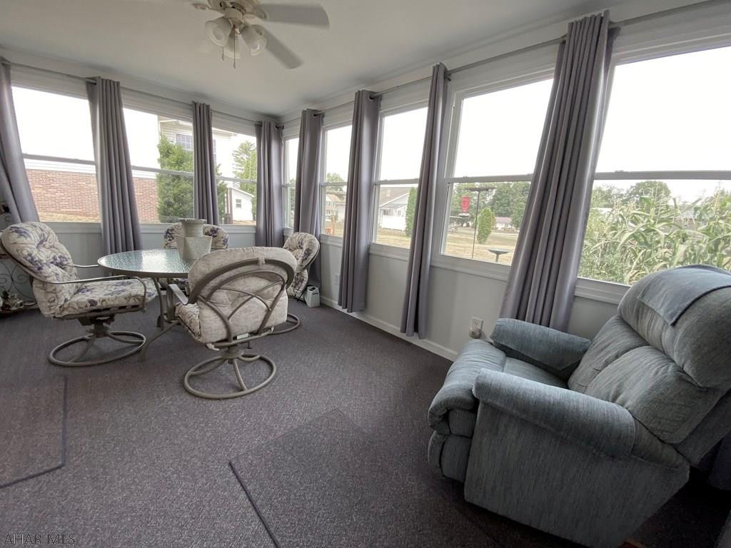 Lakewood Manor - Residential