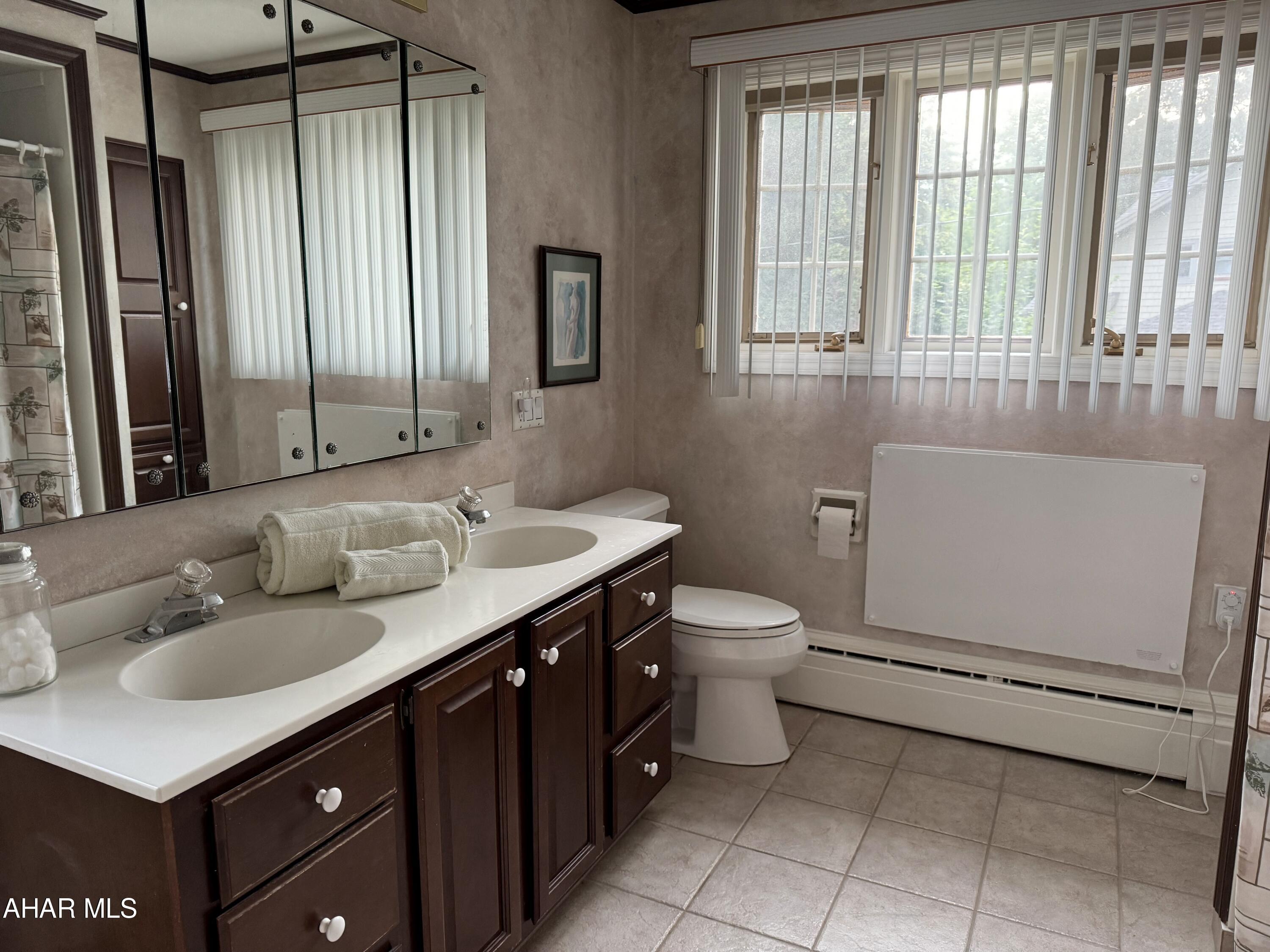 Baker Mansion - Residential