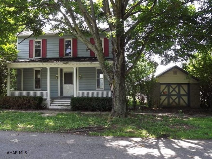 Bring your TLC! Quiet location, plenty of square footage and nice, big yard! 22' x 14' garage.