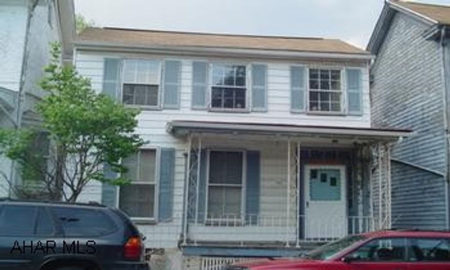 Duplex with many possibilities. Worth a look. Great investment property in Hollidaysburg, could be turned back to single family.