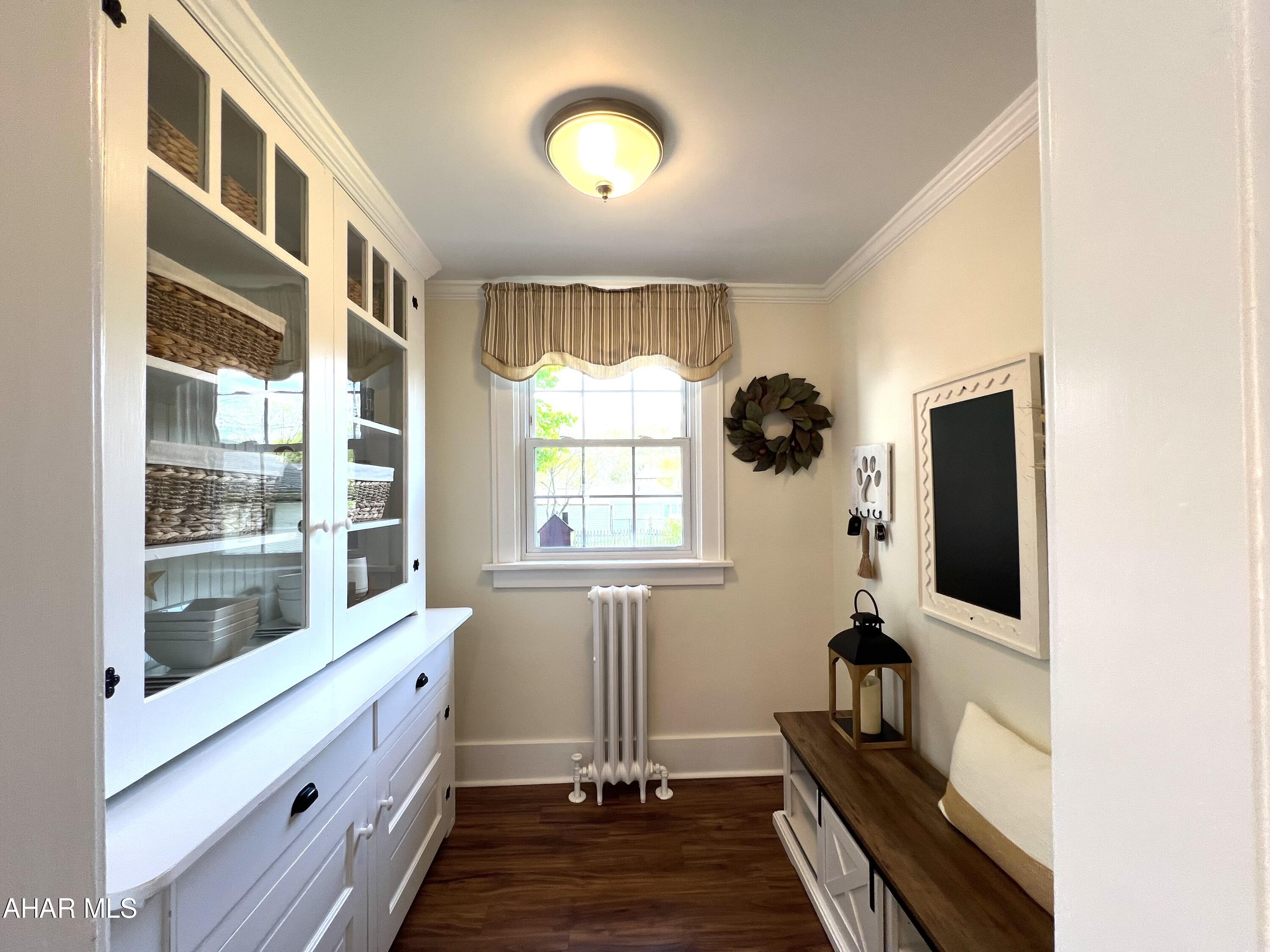 Baker Mansion - Residential