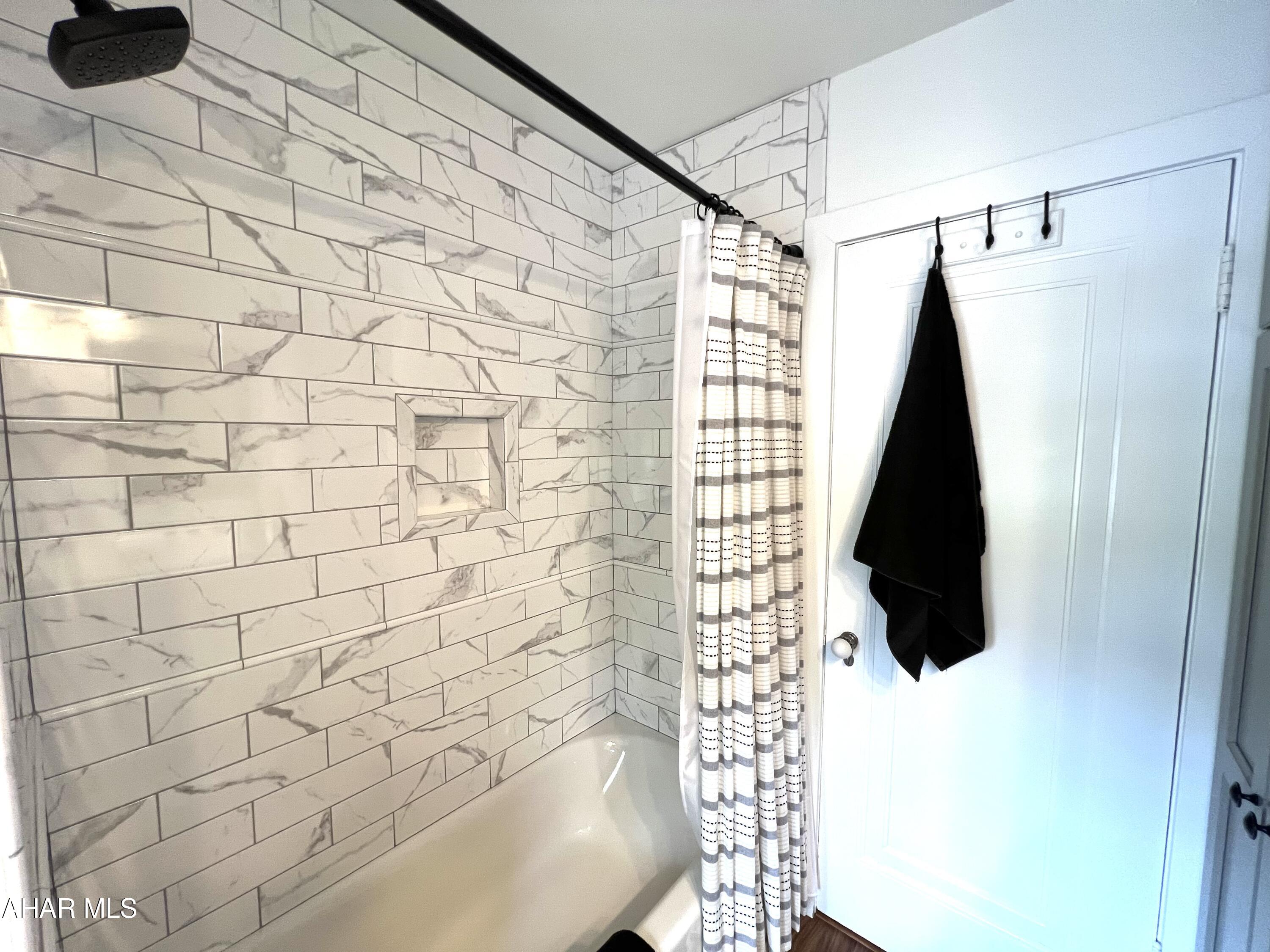 Baker Mansion - Residential