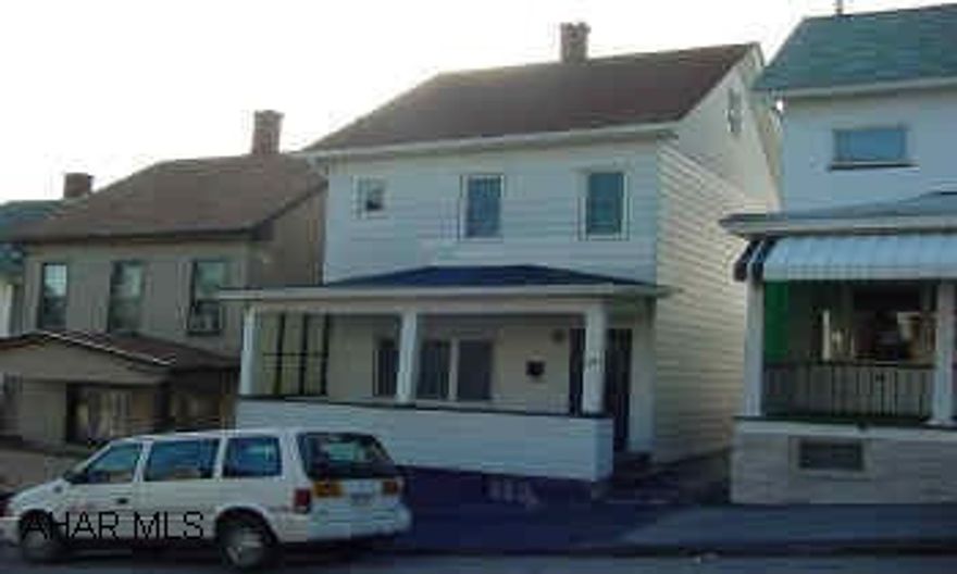 2-1/2 STORY WITH GOOD CARPET, MODERN KITCHEN AND BATH. "REDUCED". GOOD 2-1/2 STORY HOME WITH NEW 200 AMP ELECTRIC SERVICE, GOOD CARPETING, UPDATED KITCHEN AND BATH, OFF STREET PARKING.  INCLUDES SOME APPLIANCES AND A SHED.  FIRST FLOOR LAUNDRY AND COMPUTER AREA.  CALL MIKE EXT121