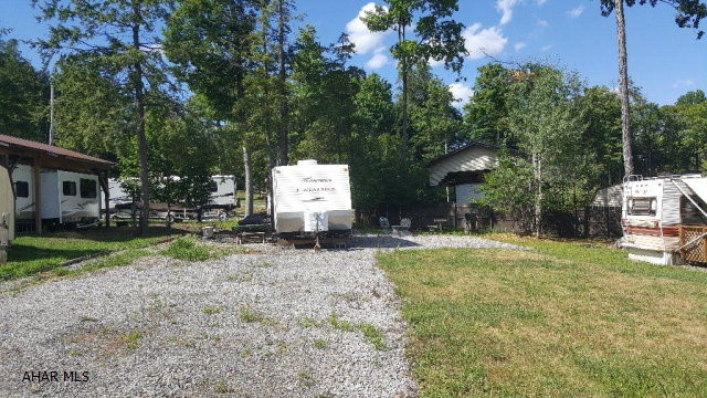 Glendale Yearound - Residential