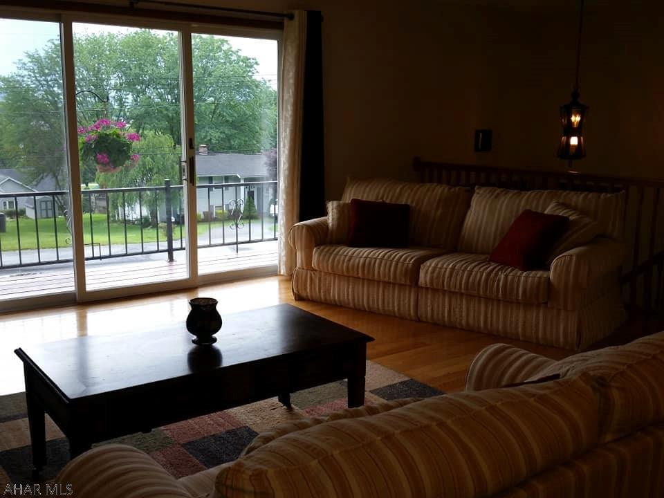 Meadowbrook - Residential