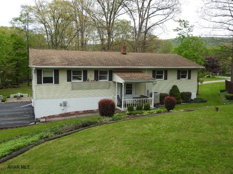 Great location, great price!  This 3 BR, 2.5 bath has so much space and has been well-maintained by it's original owners.  Features include a 19x24 great room addition w/vaulted ceiling perfect for a pool table and entertaining, along with another family room and 1/2 bath in the lower level.  Upper level boasts large LR with vaulted ceiling, kitchen open to DR with a bar area, bright office area or sitting room, master BR with 3/4 bath, 2 additional BR's and full bath. Newer furnace & heat pump.  Bellwood schools