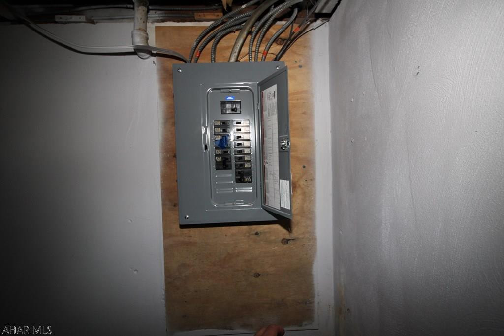 Lower Brush Mountain Road - Residential