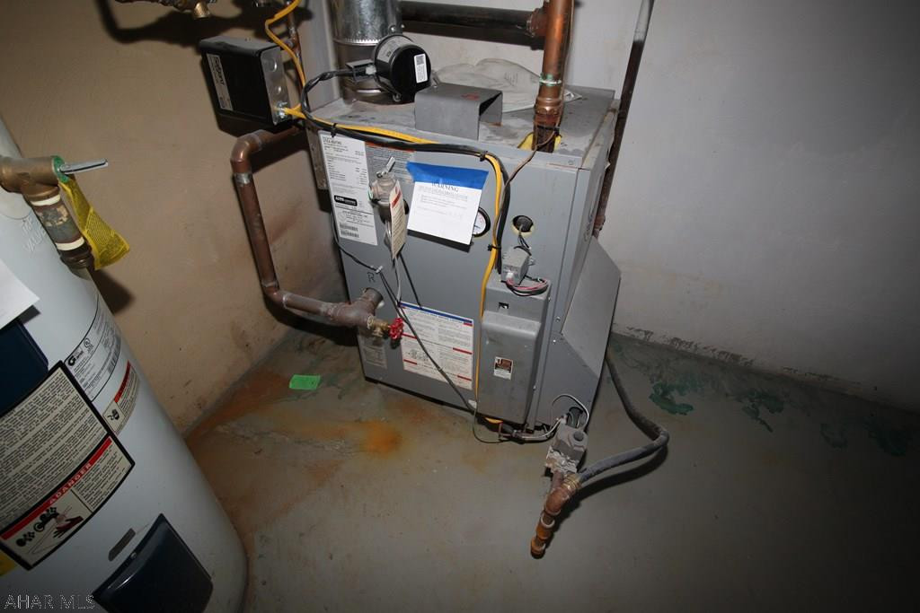 Lower Brush Mountain Road - Residential