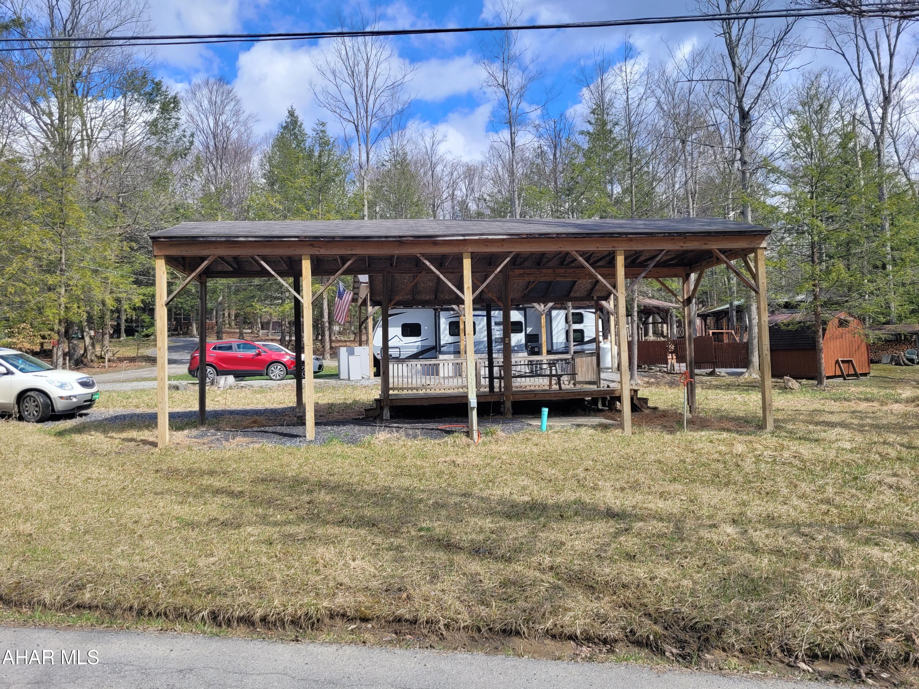 Glendale Yearound - Land