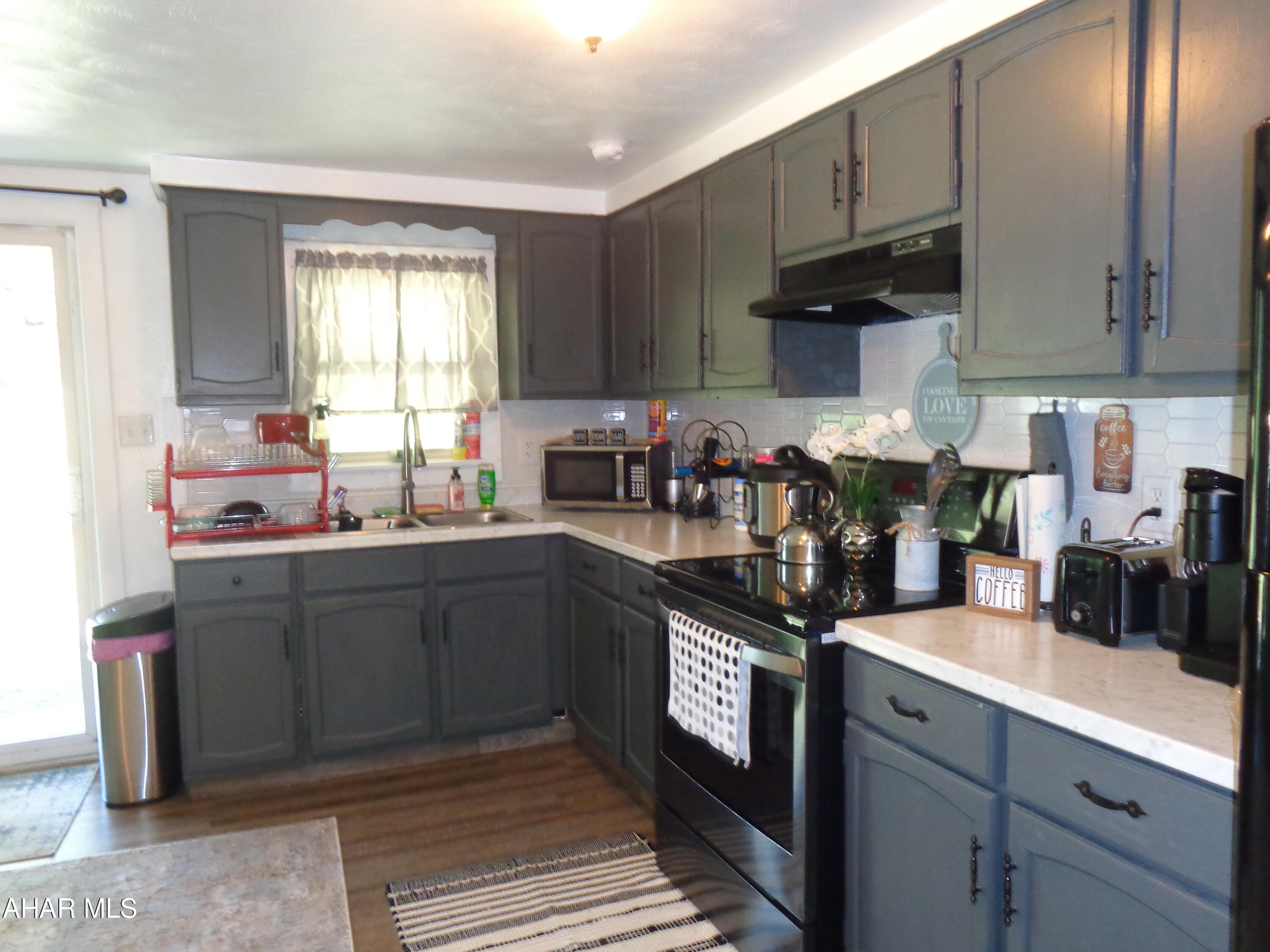 East Loop - Residential Income