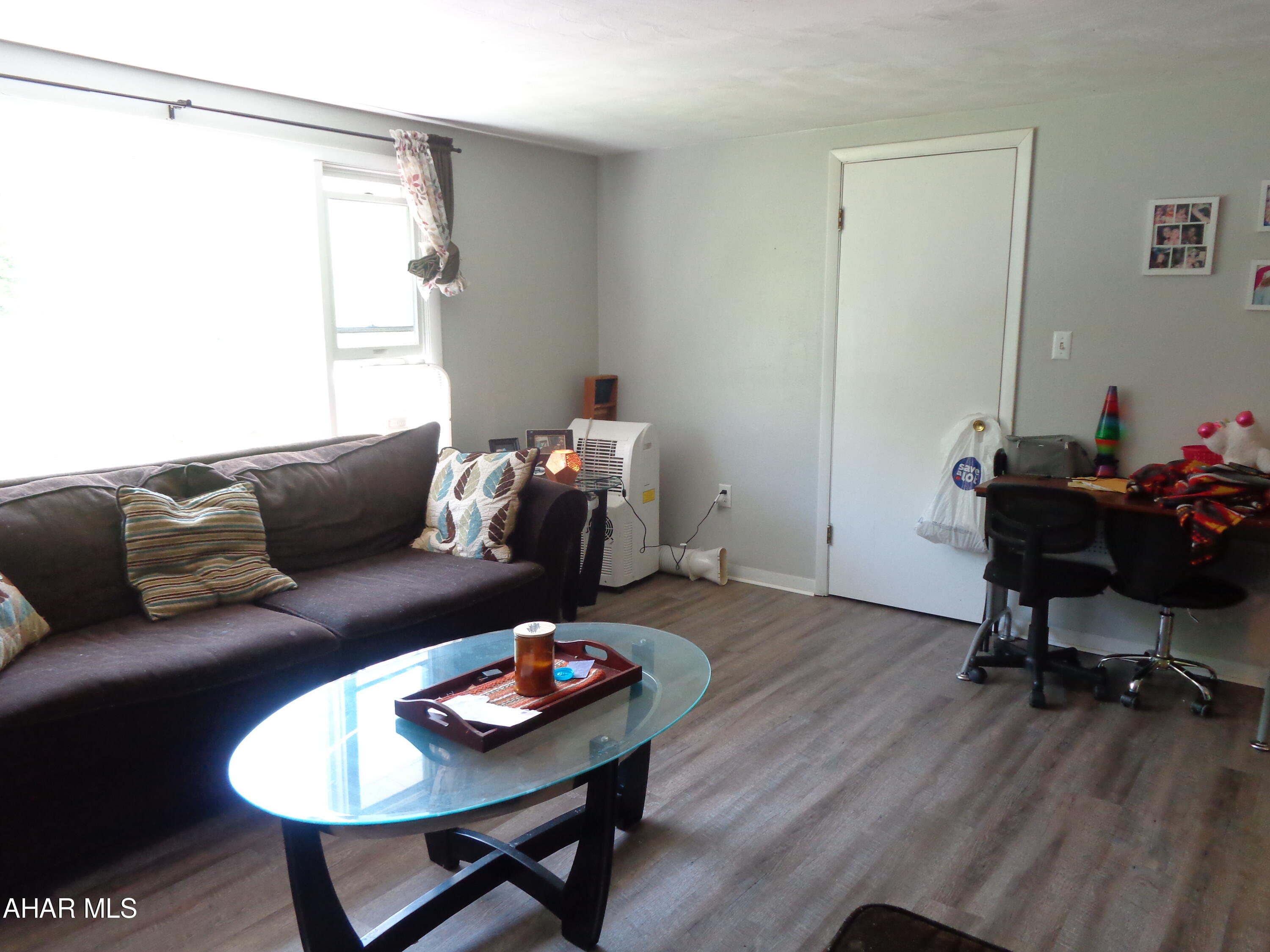 East Loop - Residential Income