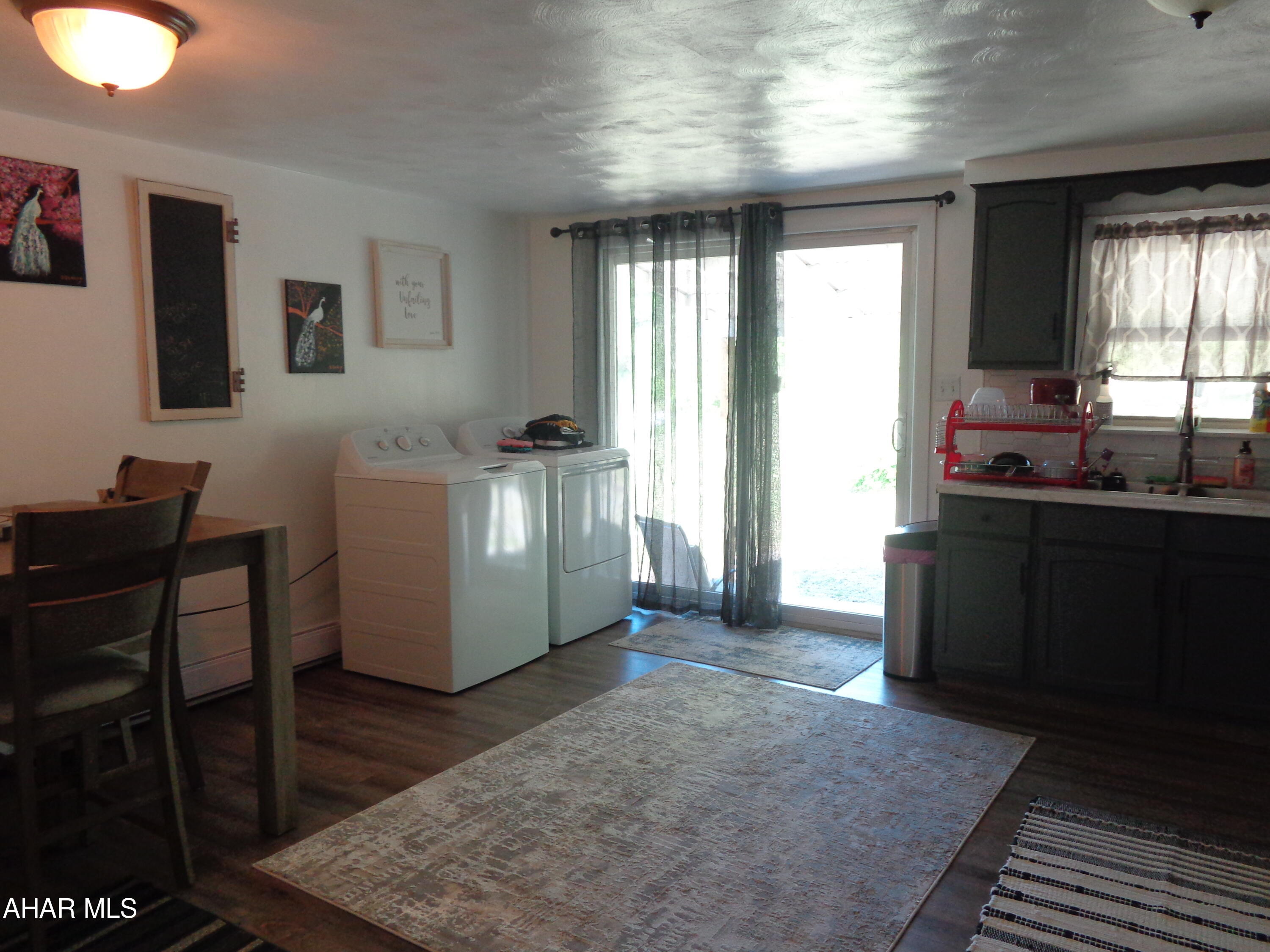 East Loop - Residential Income