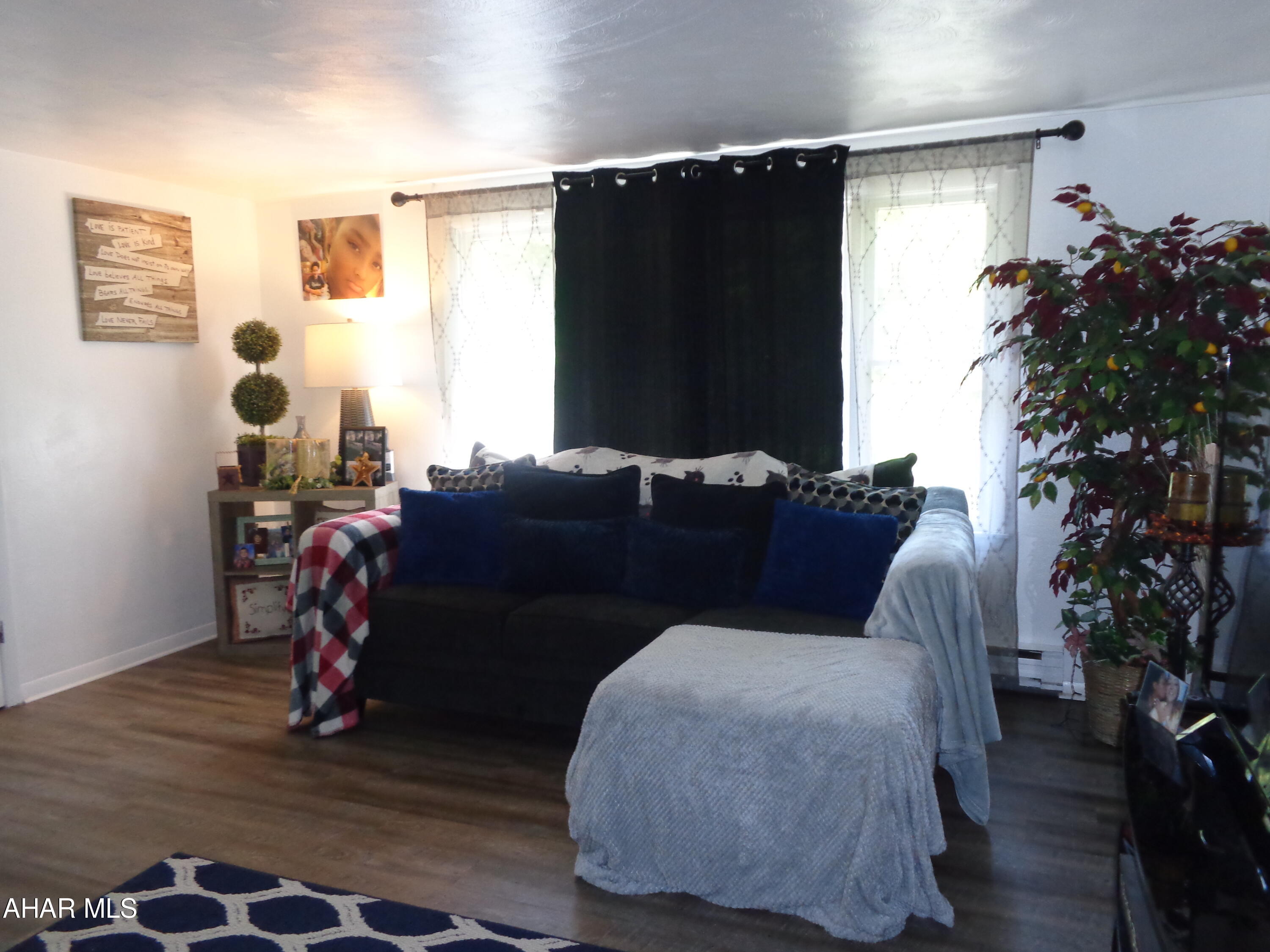 East Loop - Residential Income