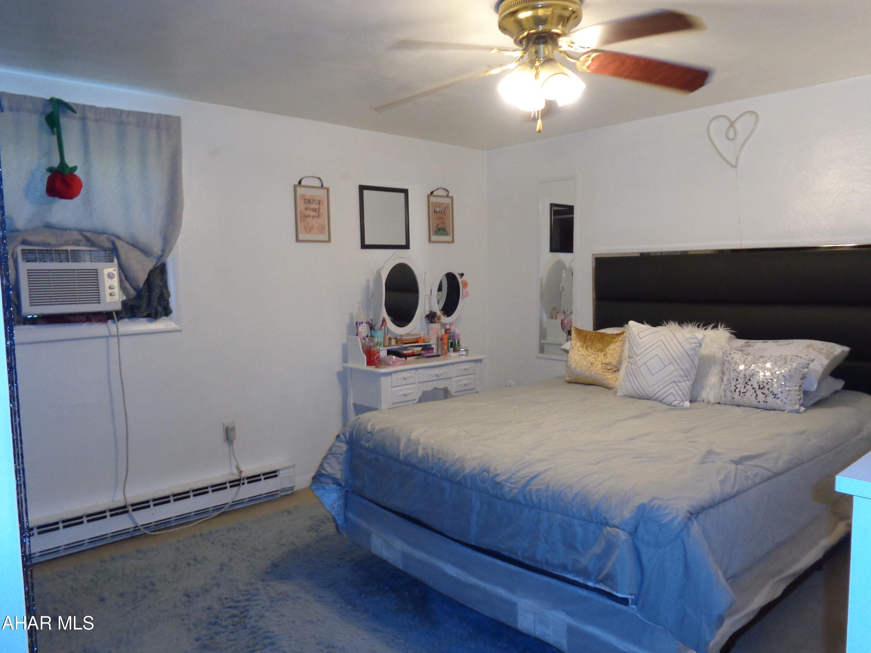 East Loop - Residential Income