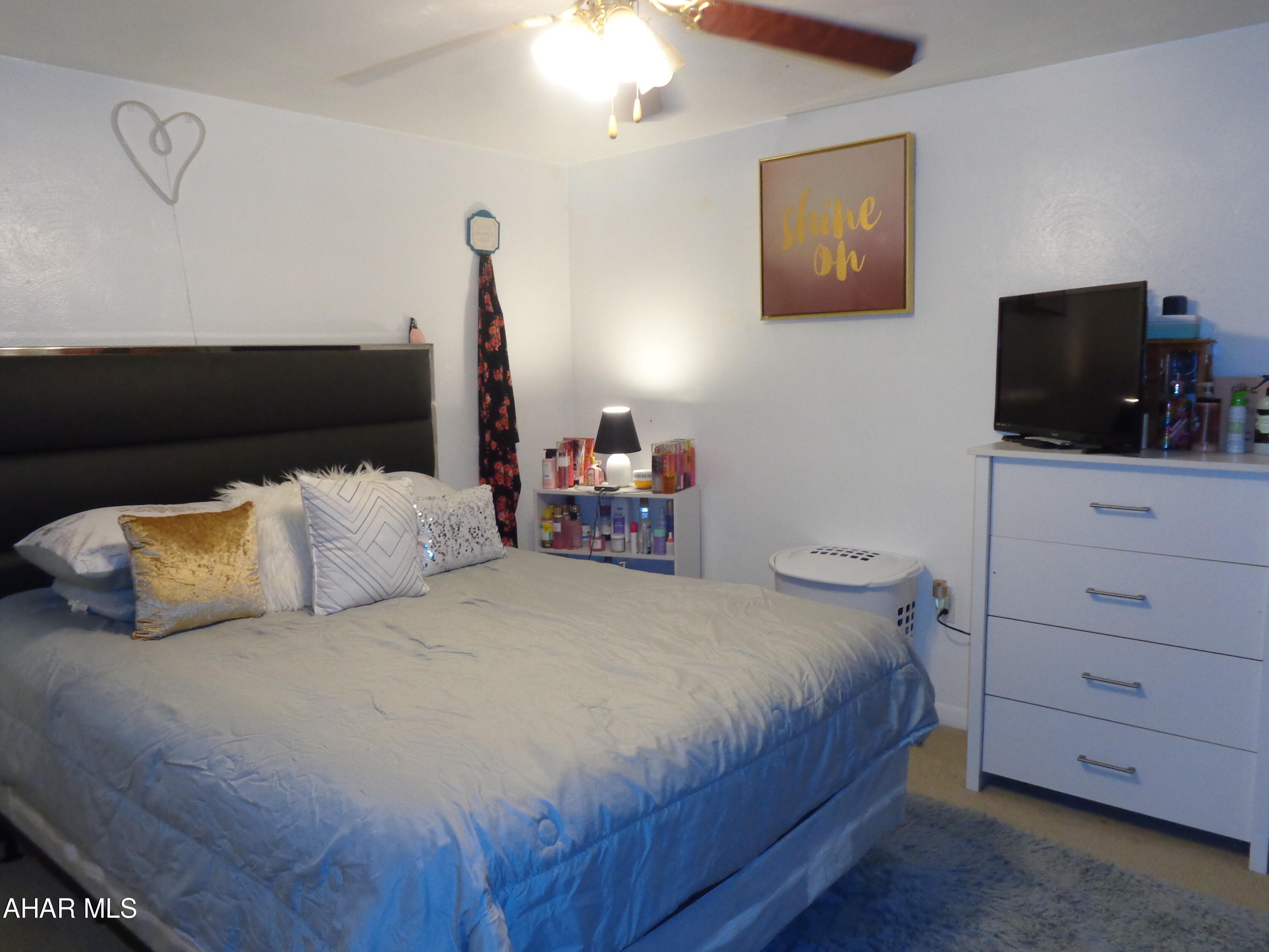 East Loop - Residential Income