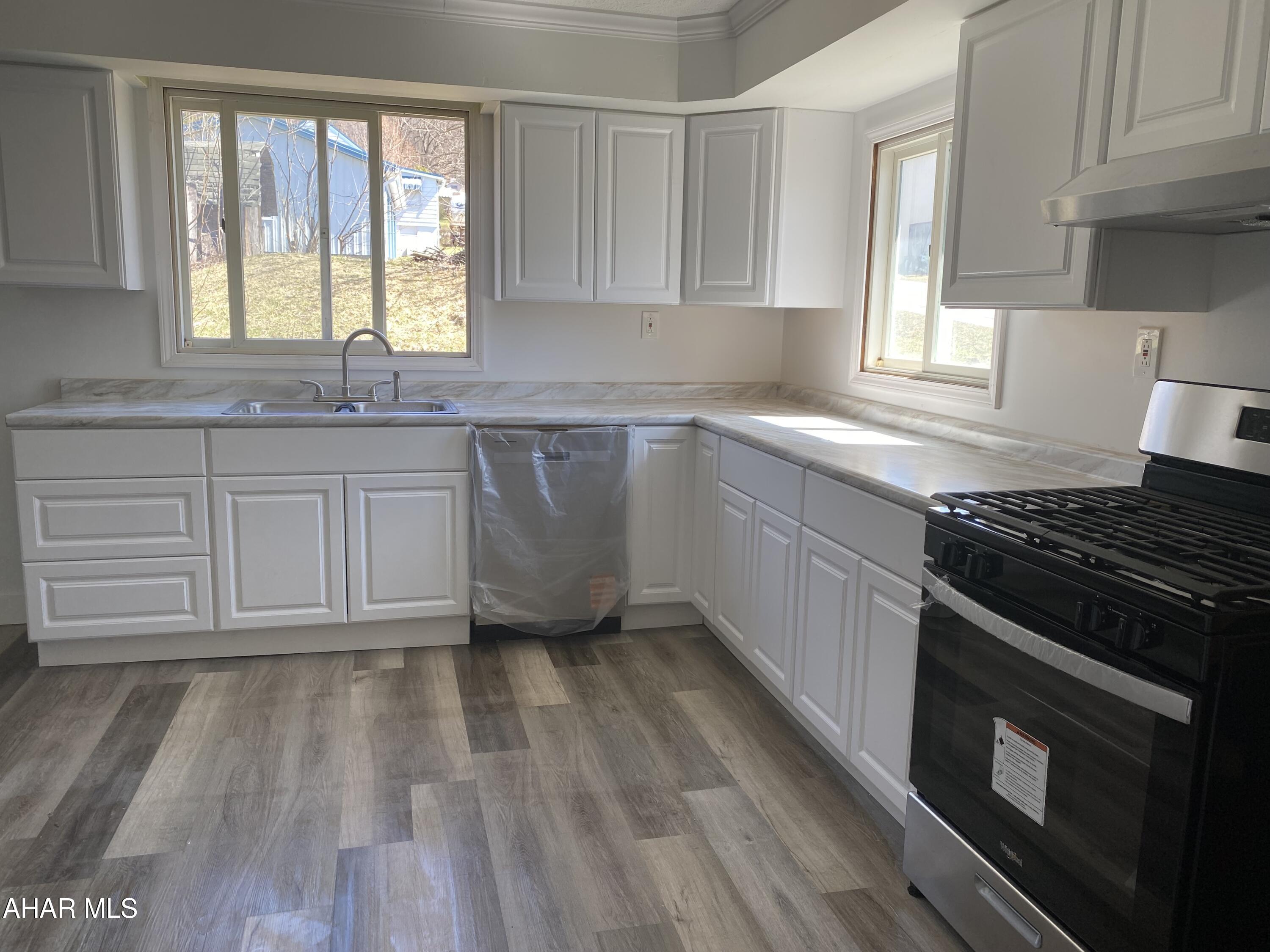 Lakemont - Residential