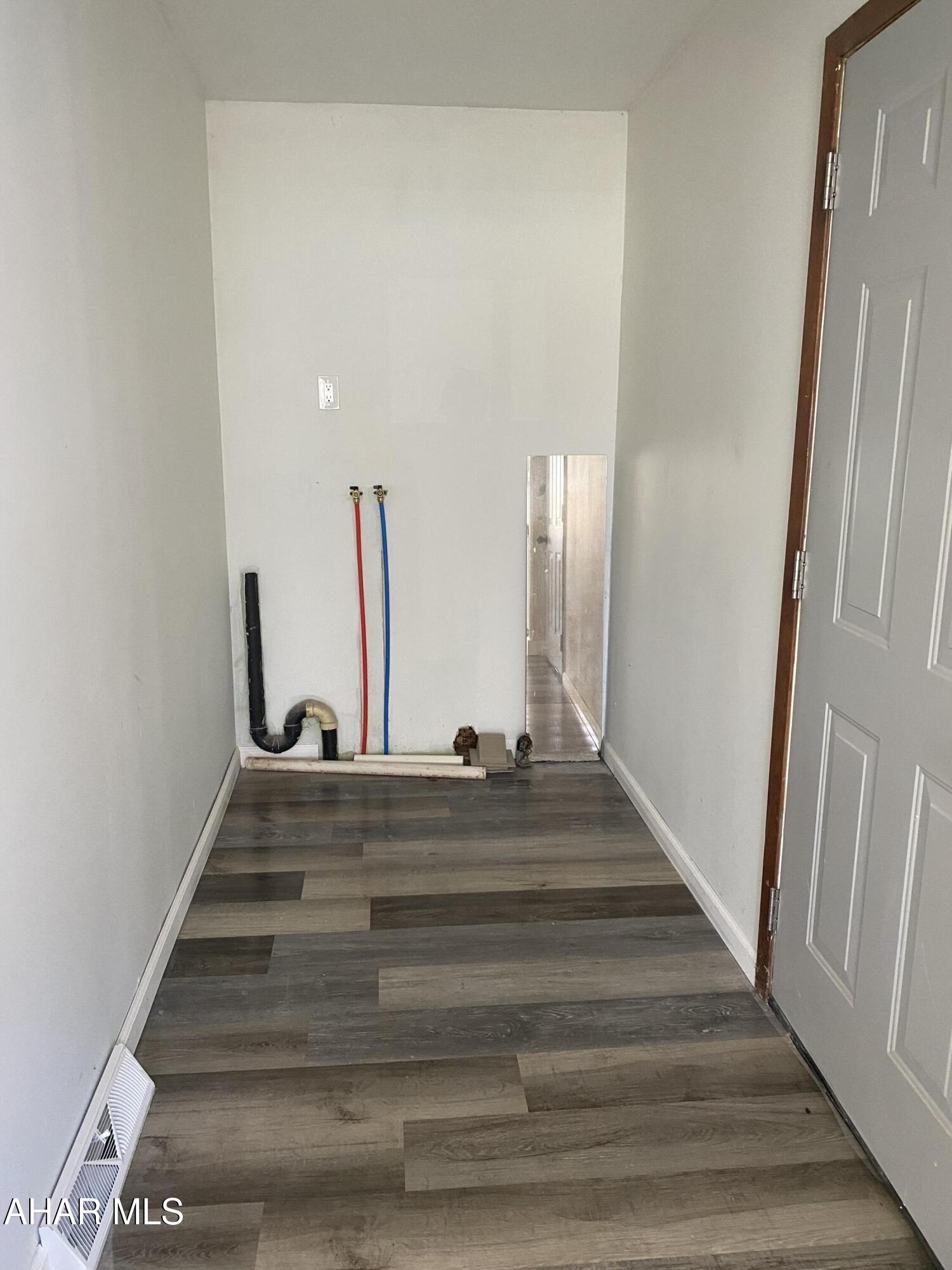 Lakemont - Residential