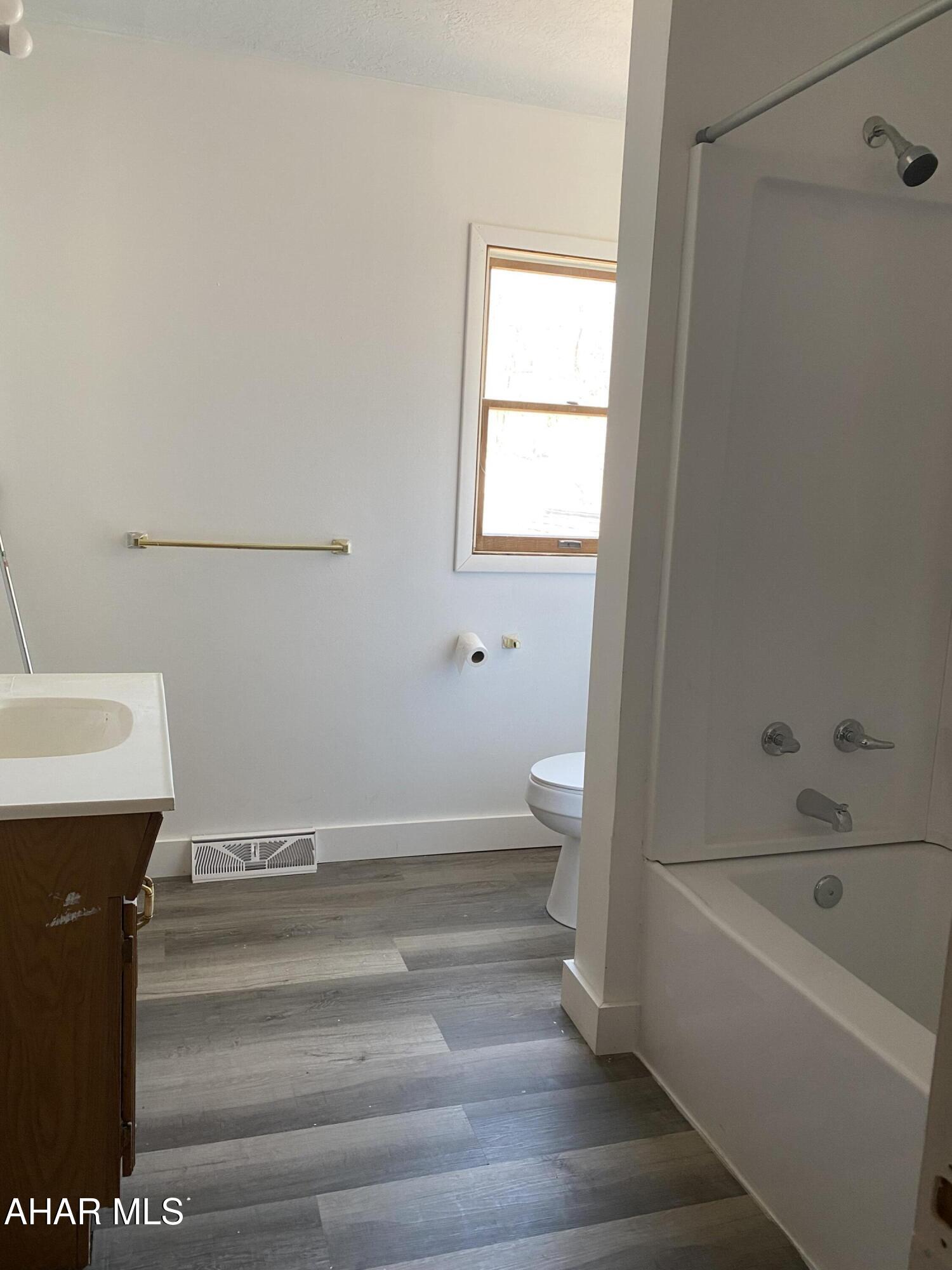 Lakemont - Residential