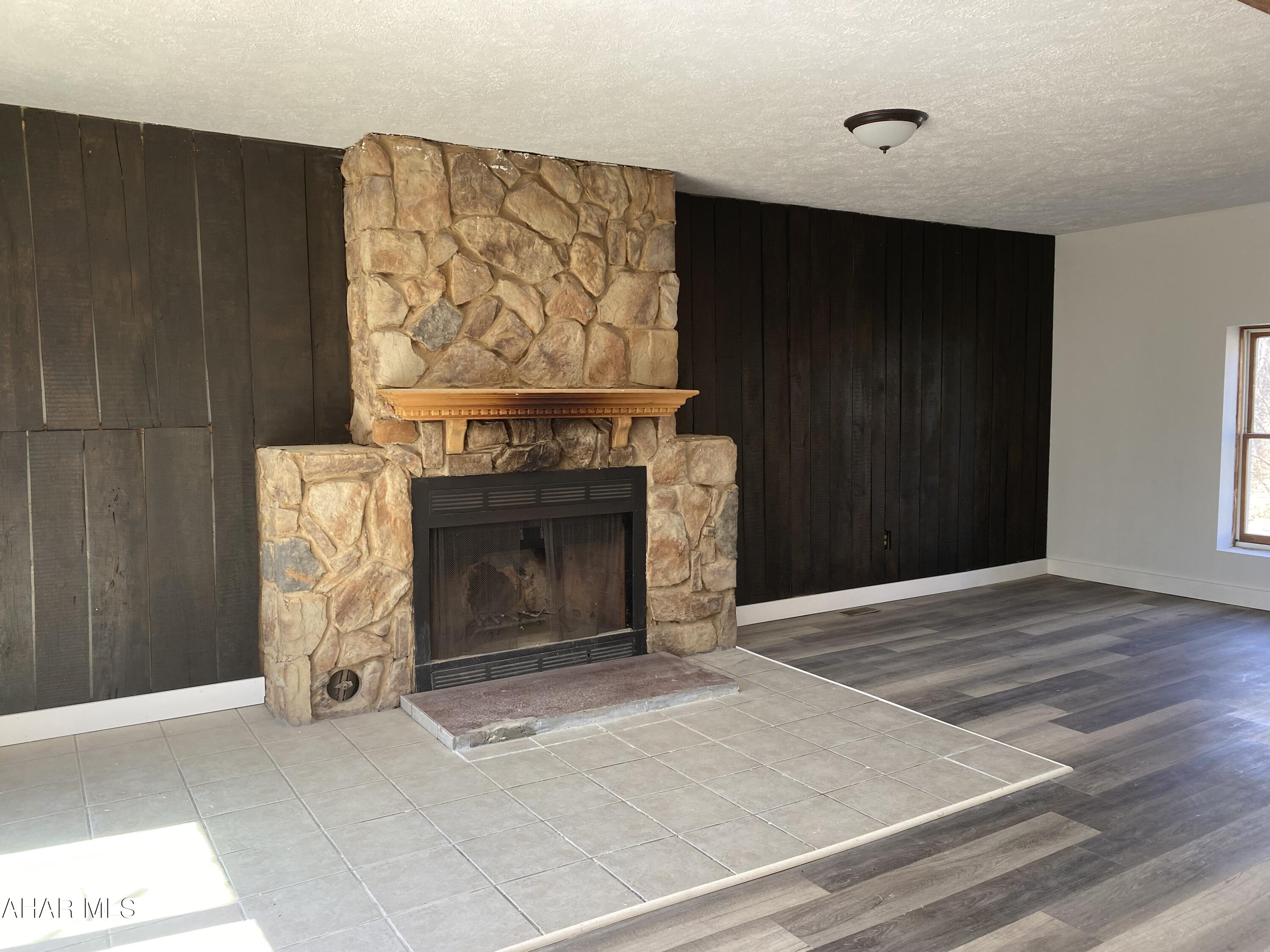 Lakemont - Residential