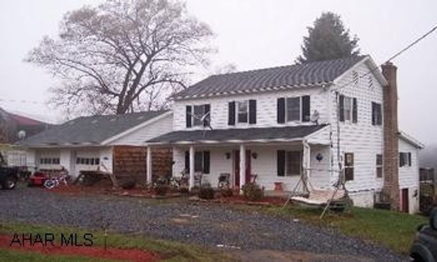 (DIRECTIONS:  From Bedford take Rt 30 to the Everett exit, follow signs for 26 South.  Make a left onto West Mattie Road.  Follow for 6 miles.  Make a Left onto East Mattie Road.  3rd house on the LEFT. New tile flooring in living room; large eat-in kitchen with new dishwasher, microwave, and oven.  Remodeled second floor bathroom.