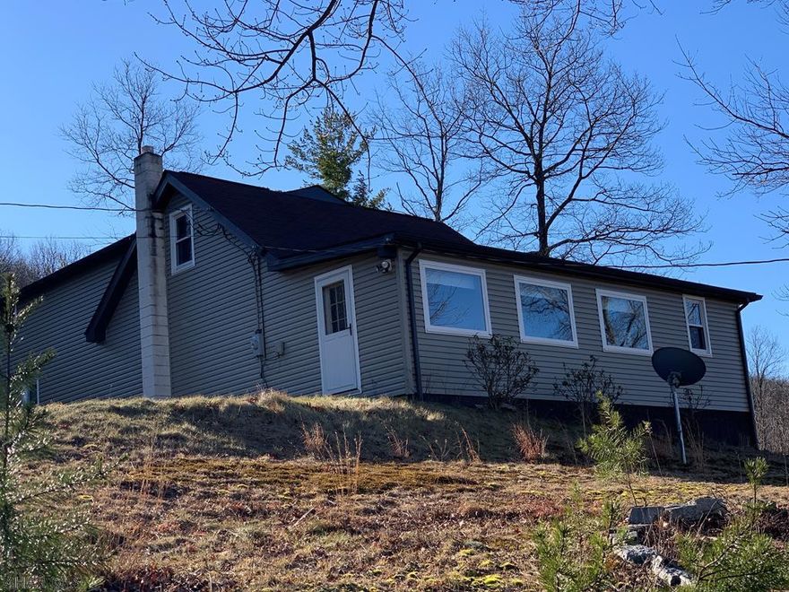 A hunters paradise!  Privacy plus beautiful mountain views. Plentiful hunting on the land AND borders state game lands. 31+ acres, three bedroom, two bath house with a bonus room that you can access from the outside. Near the MD/PA line and easy access to I-68.