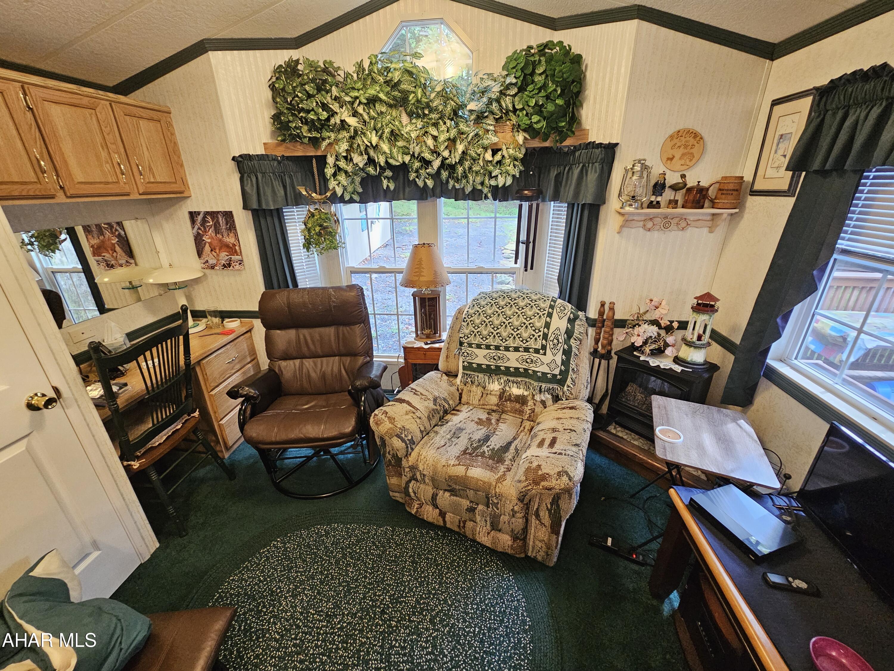 Glendale Yearound - Residential