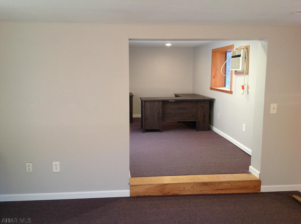 Unknown - Commercial Sale