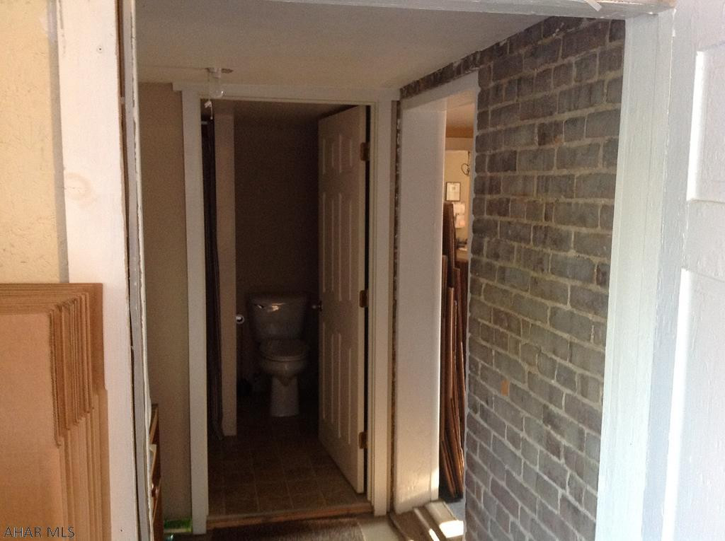 Unknown - Commercial Sale