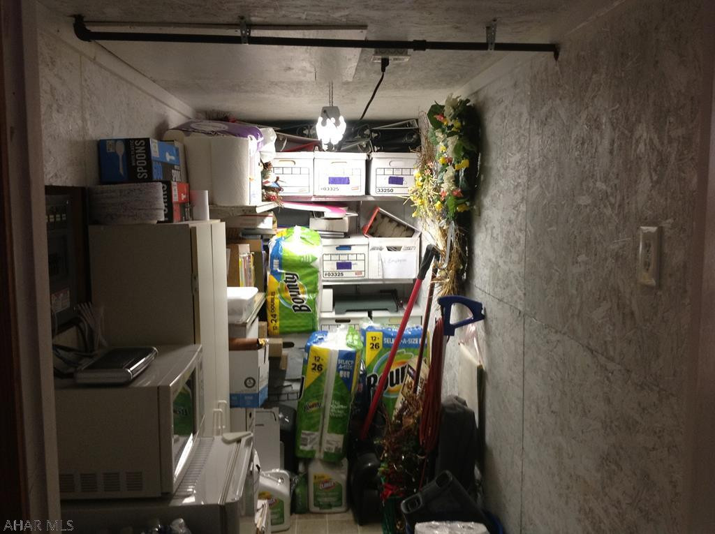 Unknown - Commercial Sale