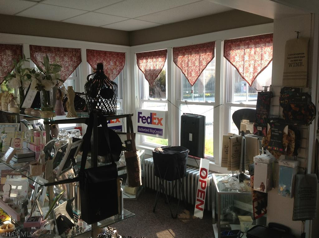 Unknown - Commercial Sale