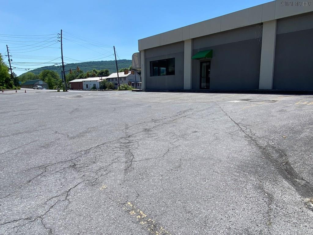 Unknown - Commercial Sale