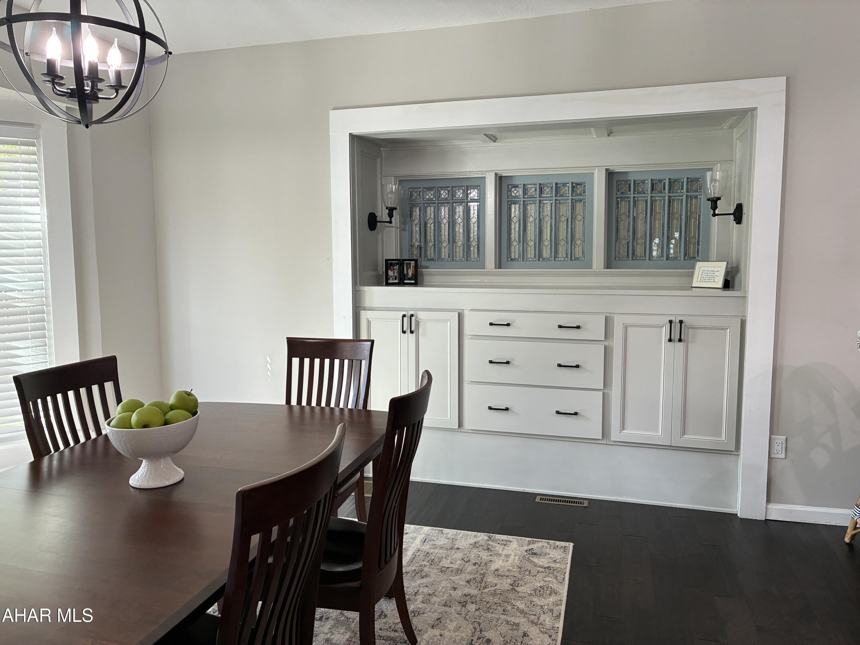 Llyswen - Residential