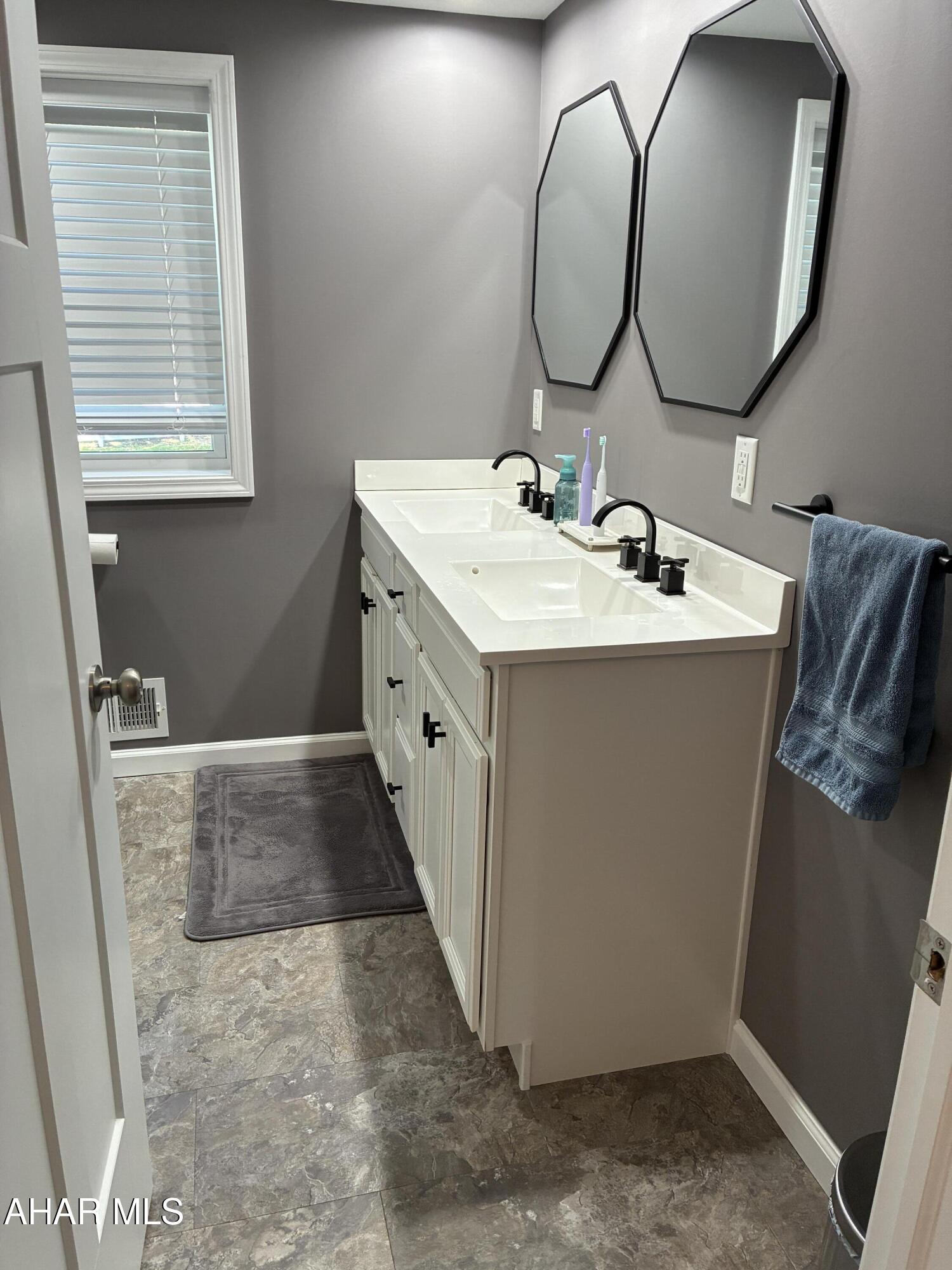 Llyswen - Residential