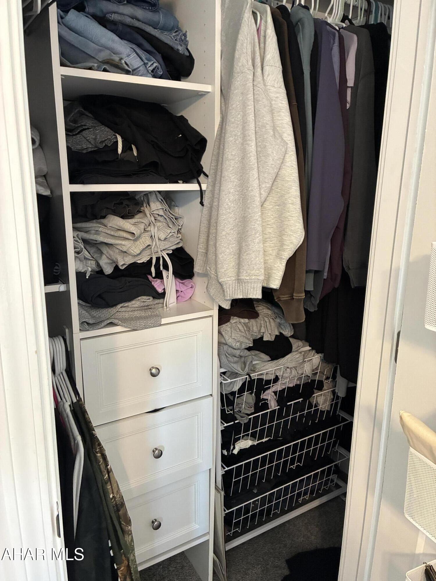 Llyswen - Residential