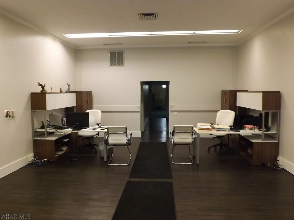 Calvert Hills - Commercial Lease