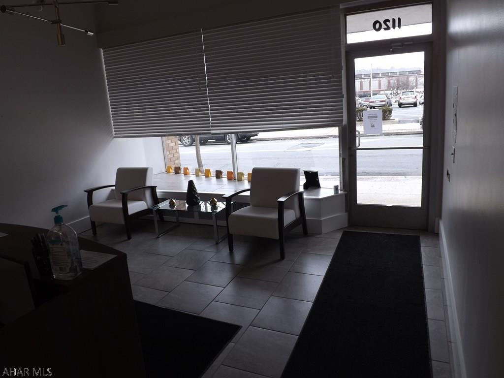 Calvert Hills - Commercial Lease