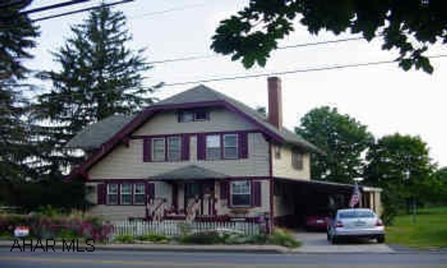 Spacious & Uniquly Designed, 3 Bedroom Home with Formal Dining Room, Living Room, W/ Brick Gas Fireplace, Glass French Doors, Sunroom, Family Room & More. Spacious & Uniquly Designed, 3 Bedroom Home with Formal Dining Room, Living Room, W/ Brick Gas Fireplace, Glass French Doors, Sunroom, Family Room & More. Nicely Landscaped W/ 2 Garden Ponds.